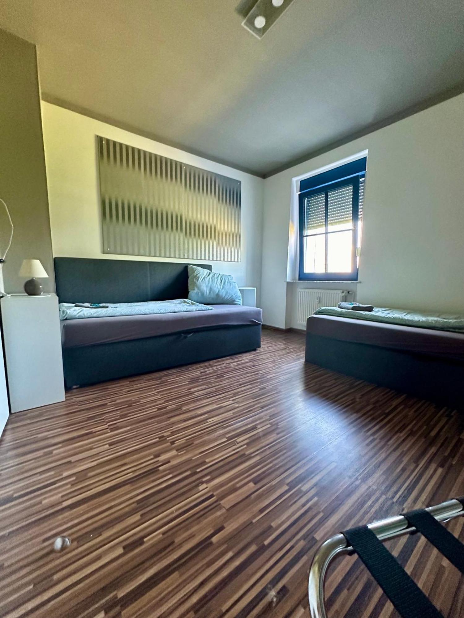 Monteurwohnung Am Flughafen Schkeuditz Buitenkant foto